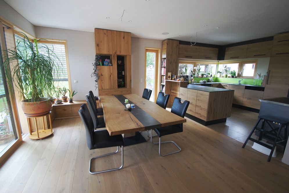 handgefertigte Esstische aus Massivholz – Bild 20