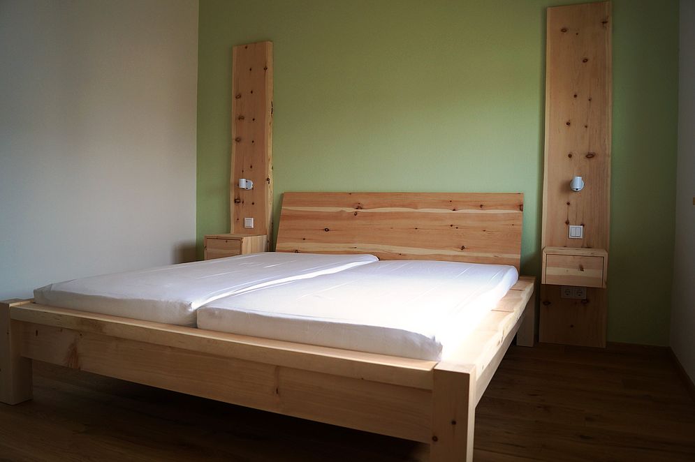 Bett / Schlafzimmermöbel – Bild 5