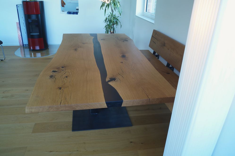 handgefertigte Esstische aus Massivholz – Bild 6