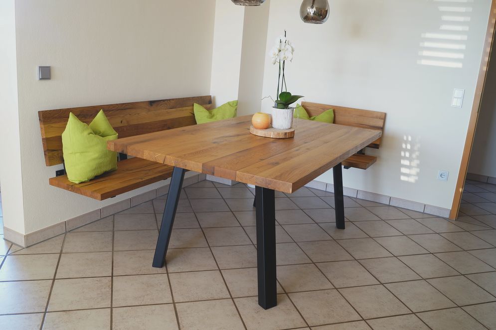 handgefertigte Esstische aus Massivholz – Bild 9