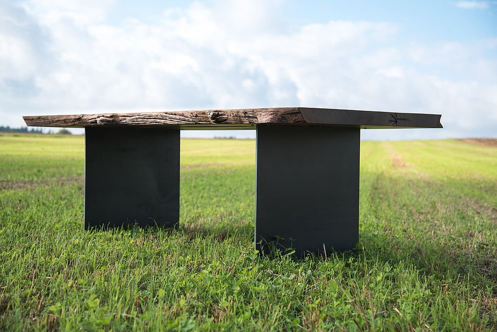 handgefertigte Esstische aus Massivholz – Bild 69